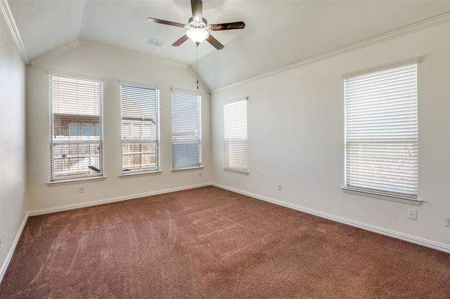 2301 Prairie Glen Street, Lewisville, TX 75056