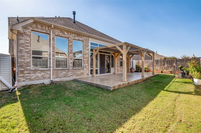 2301 Prairie Glen Street, Lewisville, TX 75056