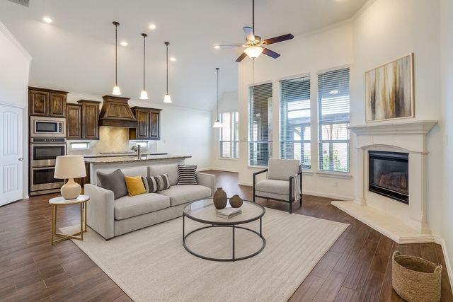 2301 Prairie Glen Street, Lewisville, TX 75056