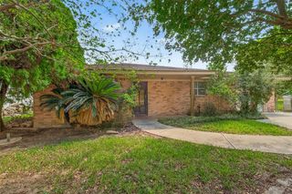 8428 Swiftwater Lane, Houston, TX 77075