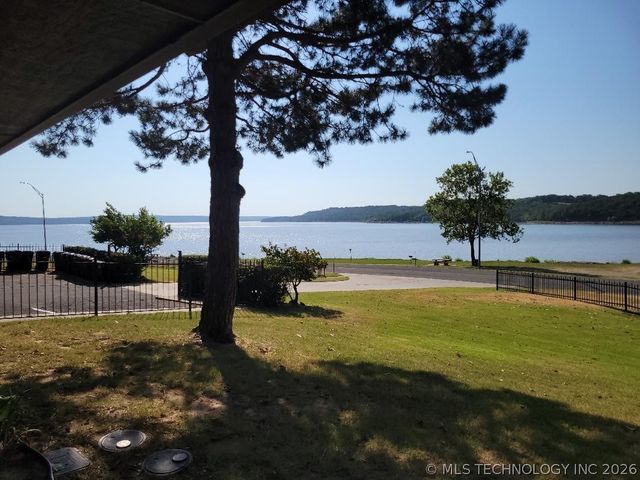 7018 Lakeshore 18, Eufaula, OK 74432