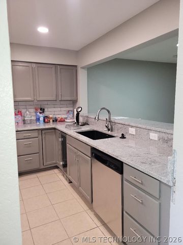 7018 Lakeshore 18, Eufaula, OK 74432