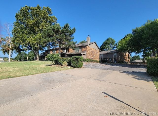 7018 Lakeshore 18, Eufaula, OK 74432