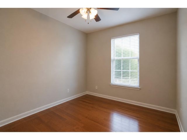 3902 Lake Hawkins Lane, Richmond, TX 77406