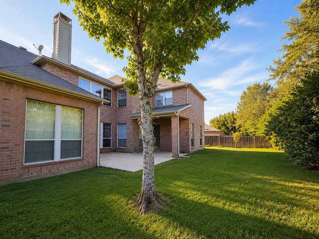 3902 Lake Hawkins Lane, Richmond, TX 77406