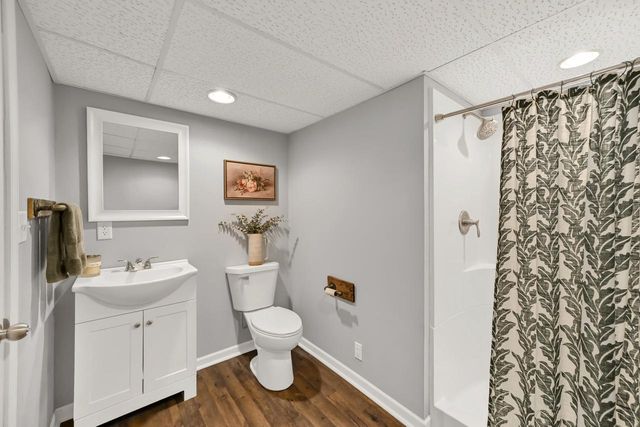 17500 Briar Wood LANE, Brookfield, WI 53045