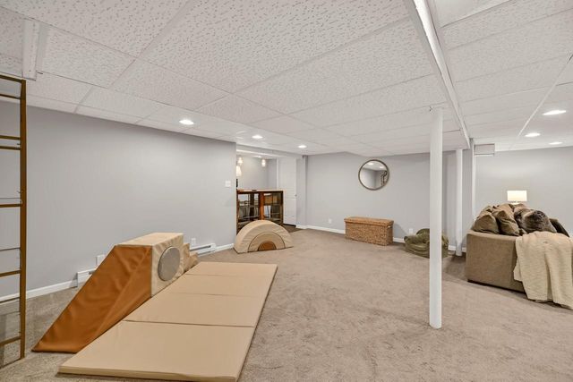 17500 Briar Wood LANE, Brookfield, WI 53045