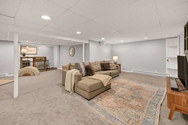 17500 Briar Wood LANE, Brookfield, WI 53045