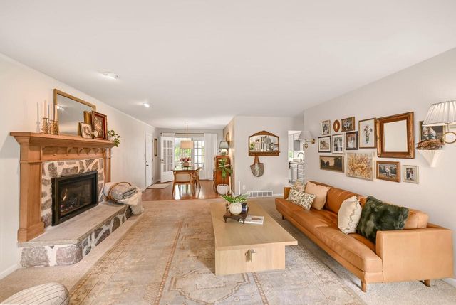 17500 Briar Wood LANE, Brookfield, WI 53045