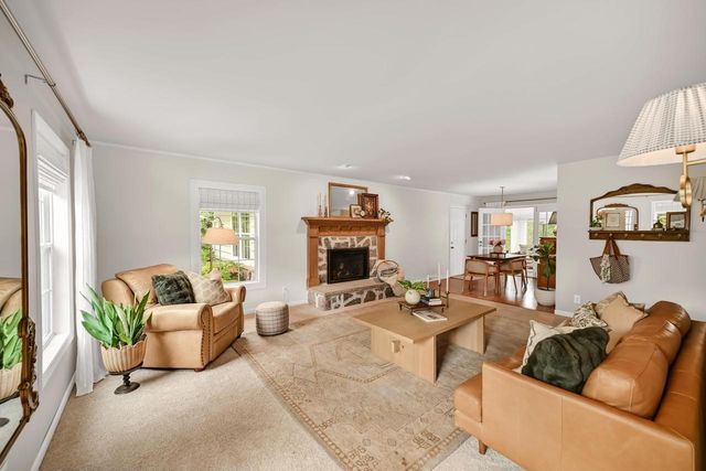 17500 Briar Wood LANE, Brookfield, WI 53045