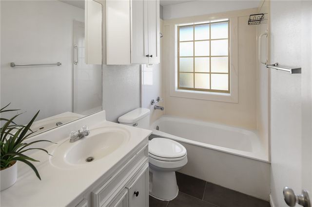 8602 Jade Drive, College Station, TX 77845