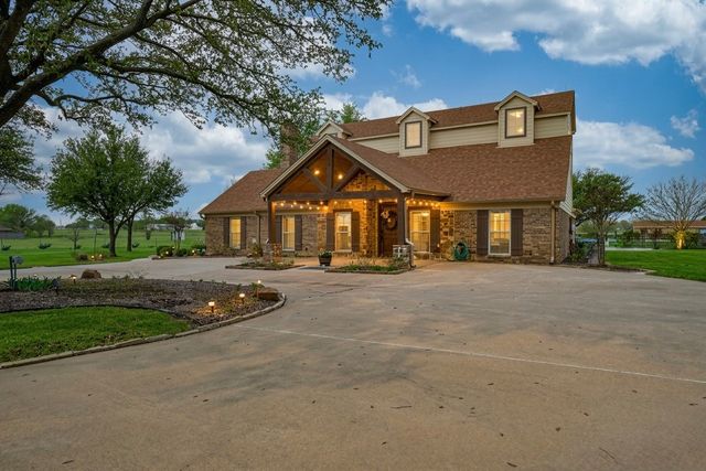 222 Bayne Road, Haslet, TX 76052
