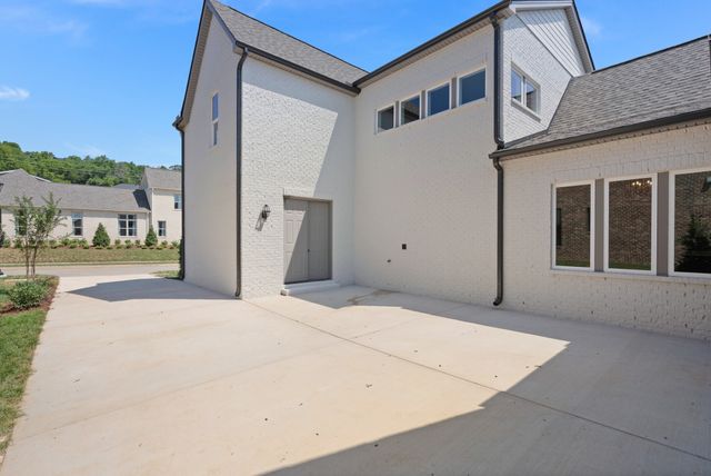 820 Saint Clair Avenue, Thompsons Station, TN 37179