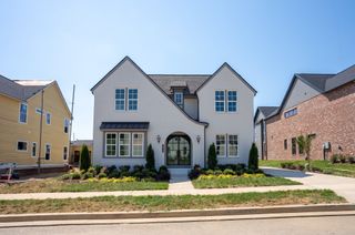 820 Saint Clair Avenue, Thompsons Station, TN 37179