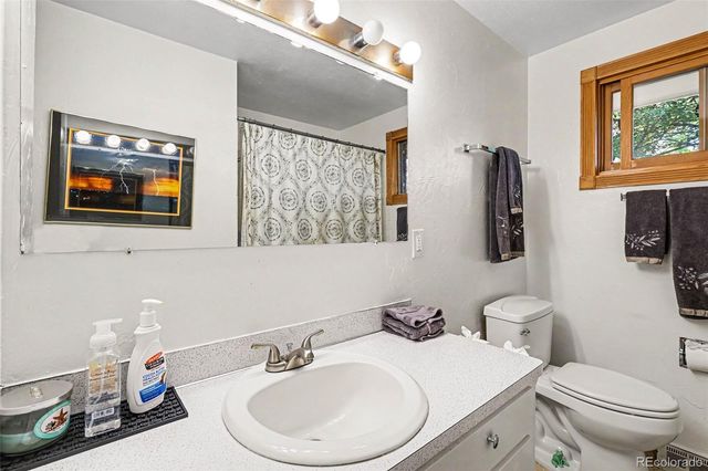5402 E Warren Avenue, Denver, CO 80222