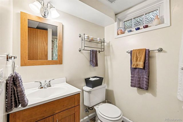 5402 E Warren Avenue, Denver, CO 80222