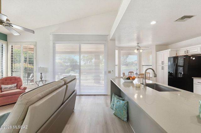 38444 S Canyon View Court, Tucson, AZ 85739