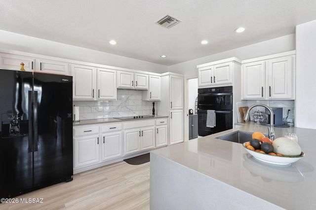 38444 S Canyon View Court, Tucson, AZ 85739