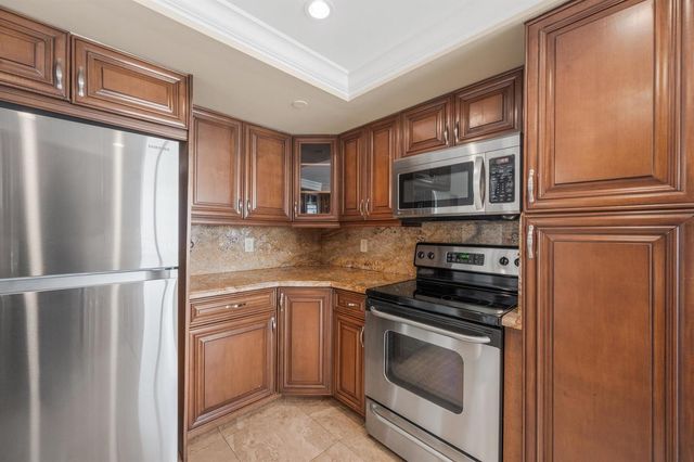 3560 S OCEAN Boulevard 607, South Palm Beach, FL 33480