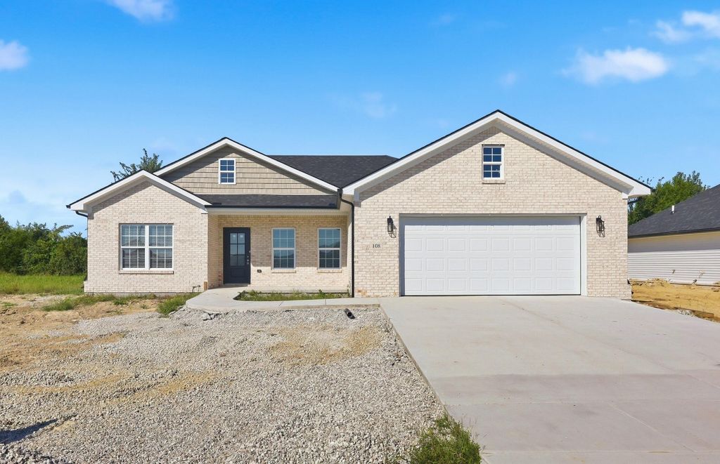 108 Choctaw Trail, Richmond, KY 40475