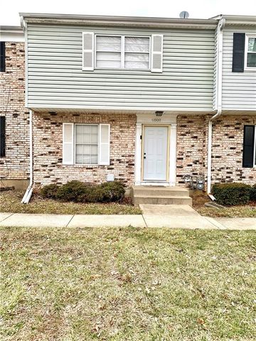 6008 E 129th Street, Grandview, MO 64030
