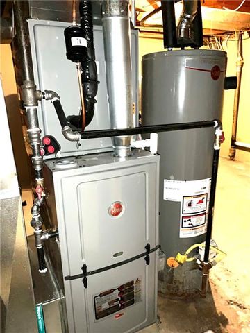 6008 E 129th Street, Grandview, MO 64030