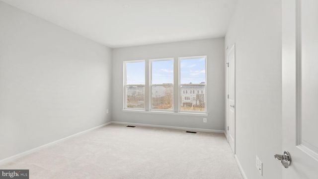 15071 JAXTON SQUARE LN, Haymarket, VA 20169