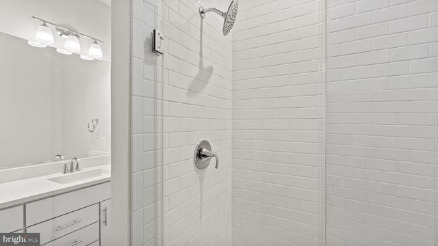 15071 JAXTON SQUARE LN, Haymarket, VA 20169