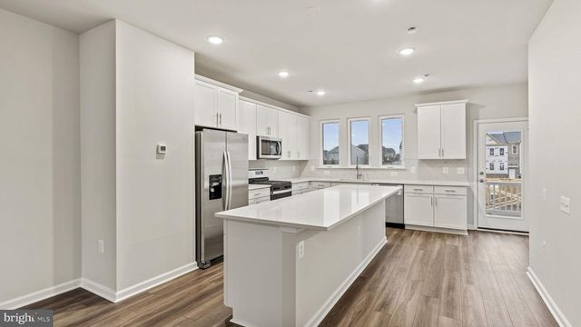 15071 JAXTON SQUARE LN, Haymarket, VA 20169