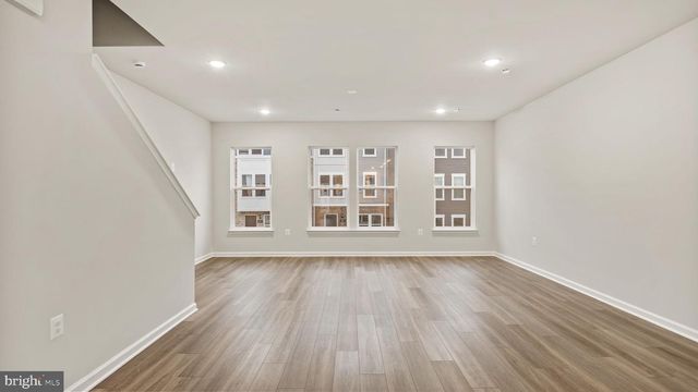 15071 JAXTON SQUARE LN, Haymarket, VA 20169