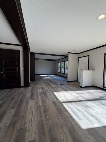 111 Long Drive, Chatsworth, GA 30705