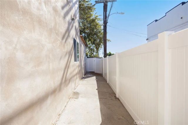 1375 N Mentor Avenue, Pasadena, CA 91104