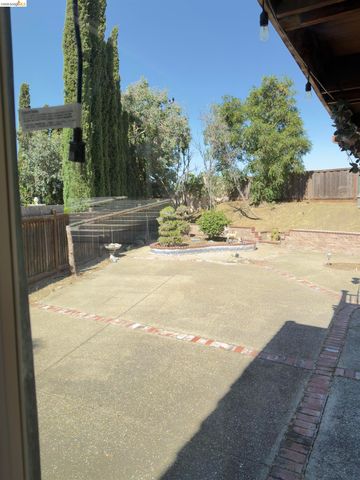 10 live Oak, Pittsburg, CA 94565