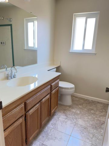 10 live Oak, Pittsburg, CA 94565