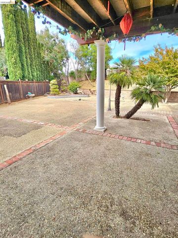 10 live Oak, Pittsburg, CA 94565