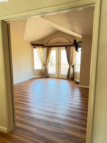 10 live Oak, Pittsburg, CA 94565