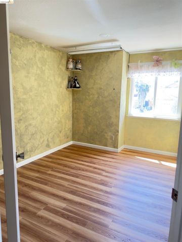 10 live Oak, Pittsburg, CA 94565