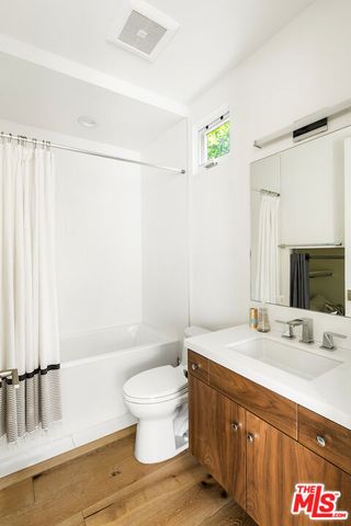 11328 Charnock Road, Los Angeles, CA 90066