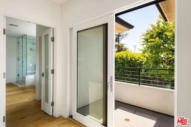 11328 Charnock Road, Los Angeles, CA 90066