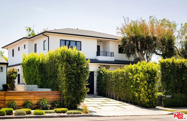 11328 Charnock Road, Los Angeles, CA 90066