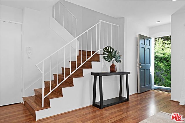1228 18th Street D, Santa Monica, CA 90404