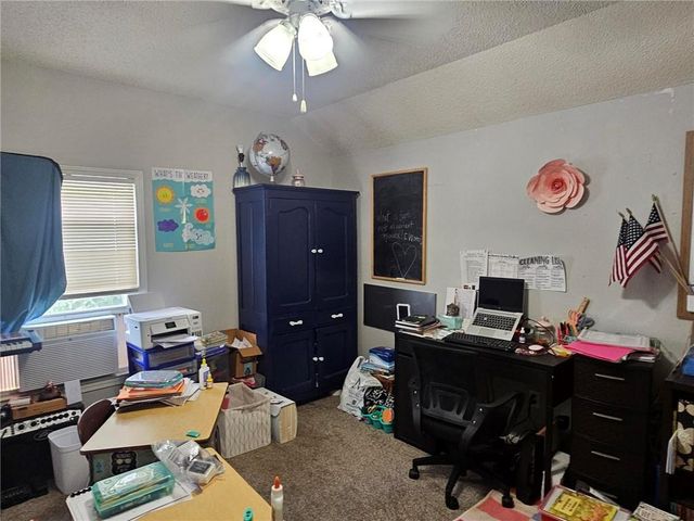7014 Sobbie Road, Pleasant Valley, MO 64068