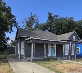 614 Cumberland, San Antonio, TX 78204