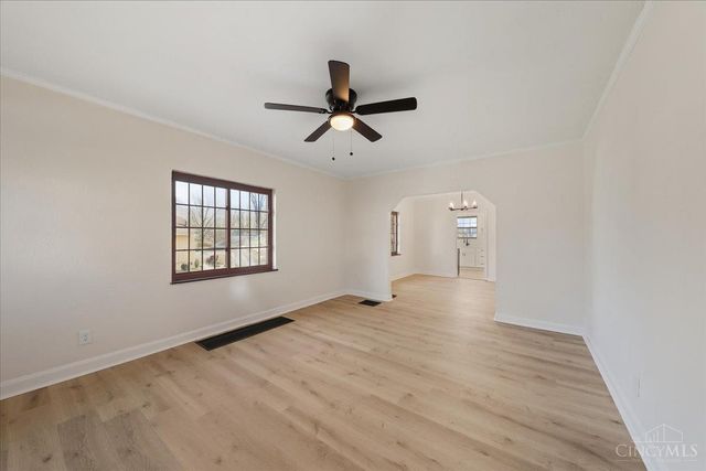 6123 Cambridge Avenue, Cincinnati, OH 45230