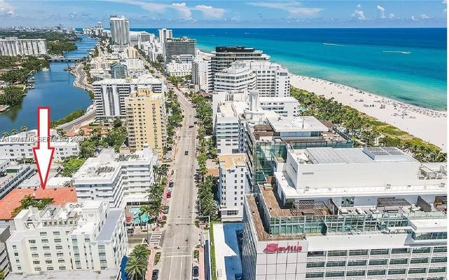215 30th Street 2, Miami Beach, FL 33140