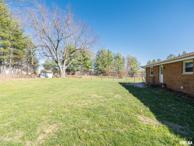 135 GLENVIEW Avenue, East Peoria, IL 61611