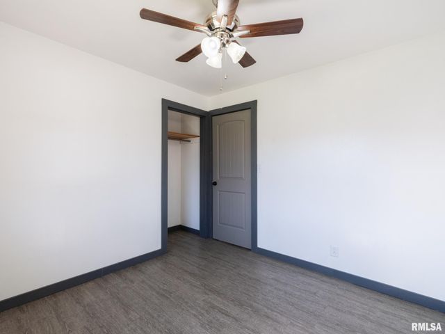 135 GLENVIEW Avenue, East Peoria, IL 61611