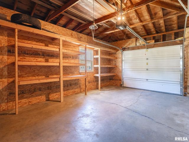 135 GLENVIEW Avenue, East Peoria, IL 61611