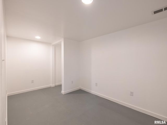 135 GLENVIEW Avenue, East Peoria, IL 61611