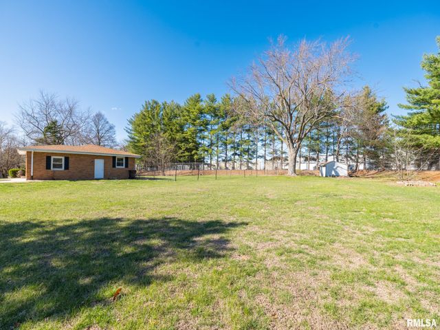 135 GLENVIEW Avenue, East Peoria, IL 61611